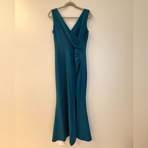 Elegant Teal Sleeveless Dress